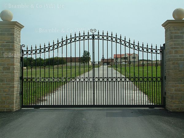 Electric Sliding Gate,Puriton in Somerset.